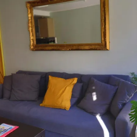 Dinbnb I Charming 3-bedroom In The Heart Of The Apartment