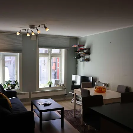 Apartamento Dinbnb I Charming 3-bedroom In The Heart Of The Bergen