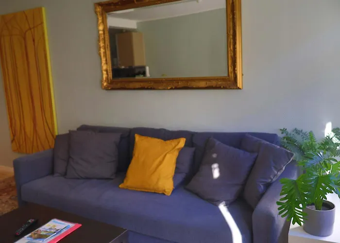 Dinbnb I Charming 3-bedroom In The Heart Of The Apartamento